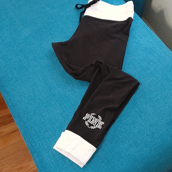 PINK Victoria's Secret Pants - PINK leggings